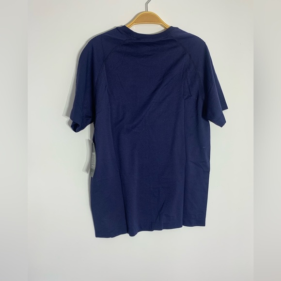 NEW FABLETICS THE TRAINING DAY TEE IN NAVY Multiple sizes - Picture 7 of 11